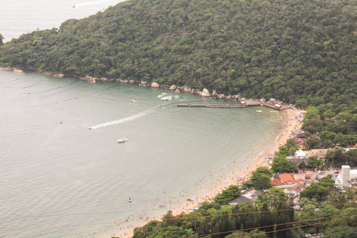 Laranjeiras praia